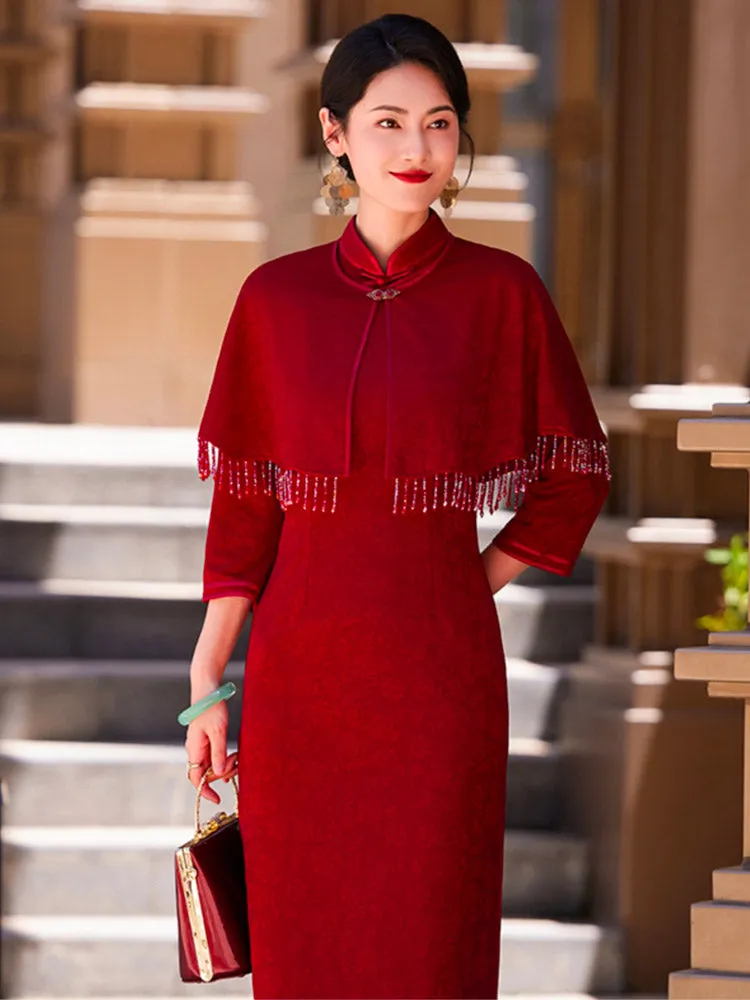 Burgundy Dark Pattern Embroidery Jacquard Cheongsam Dress with Tassel Shawl Two-Piece Set Wedding Celebration Attire for Women