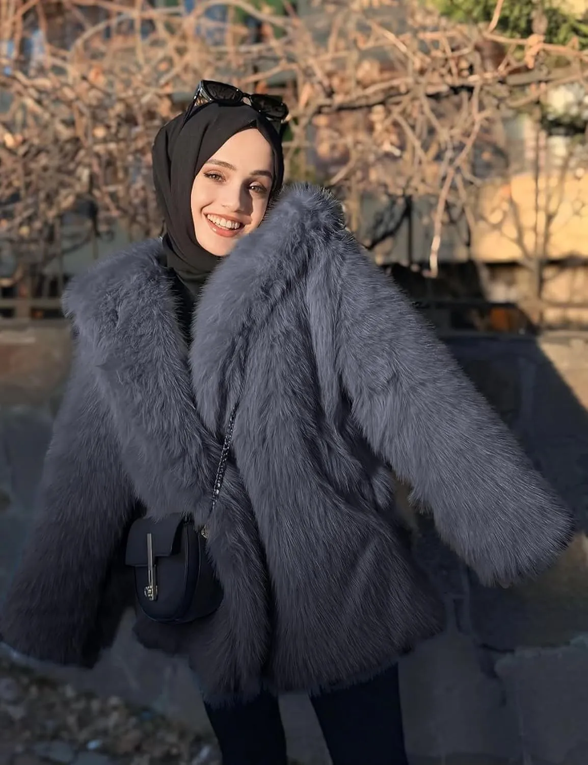 COZYPOIN Womens Faux Fur Jacket Fluffy Fur Cropped Coat Long Sleeve Open Front Fur Cape