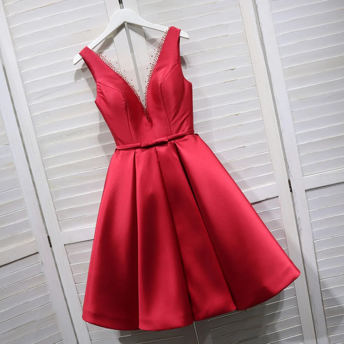 Red Satin V-neckline Knee Length Homecoming Dress Red Short Prom Dress