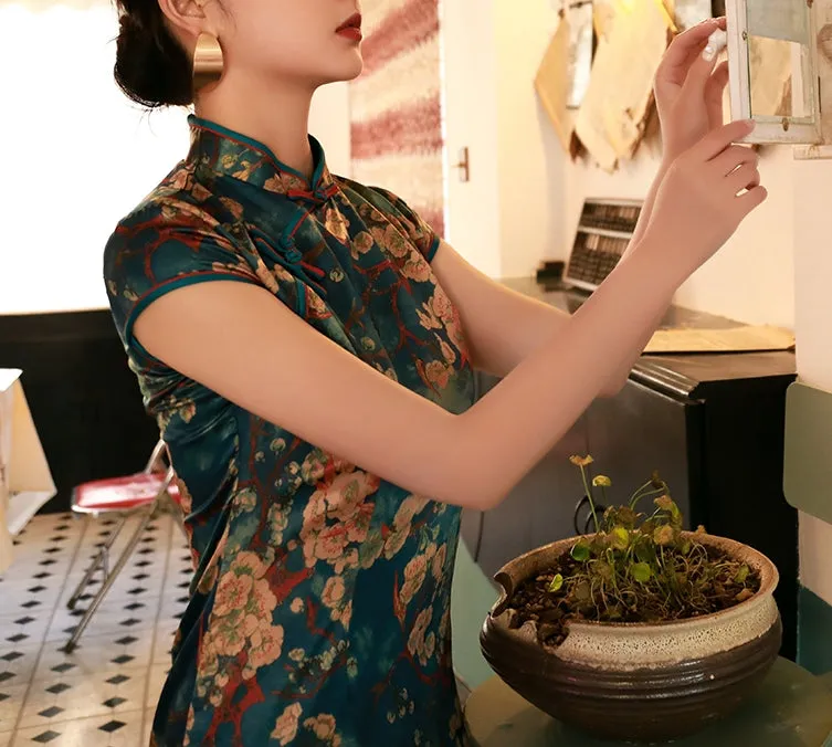 Tang Cheongsam (preorder)