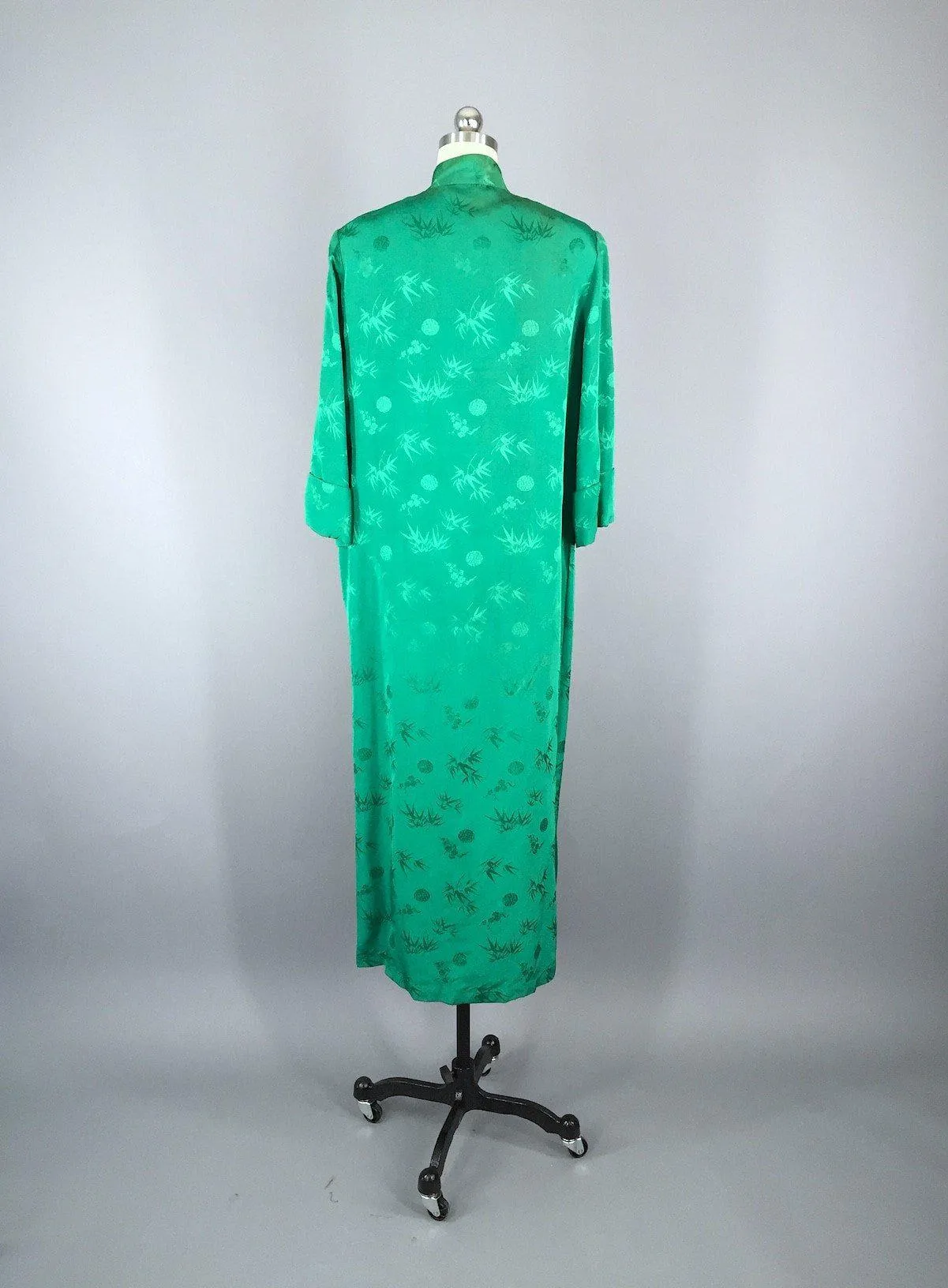 Vintage 1960s Mandarin Robe / Chinoiserie Maxi Coat